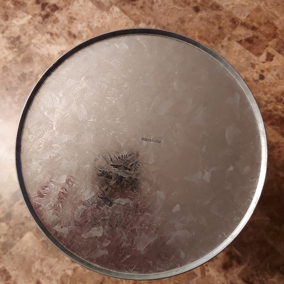 Large decorative aluminum watering can, great condition - Picture 5 of 8